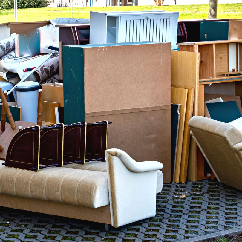 Dismantle of Furniture., Home Services, Movers & Delivery, Disposal