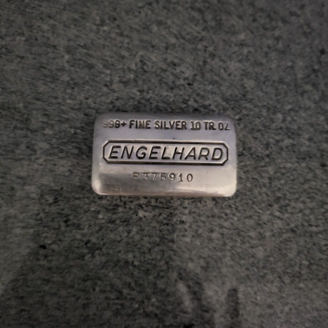 Engelhard 999 silver bar 10 oz, 其他, 其他- Carousell