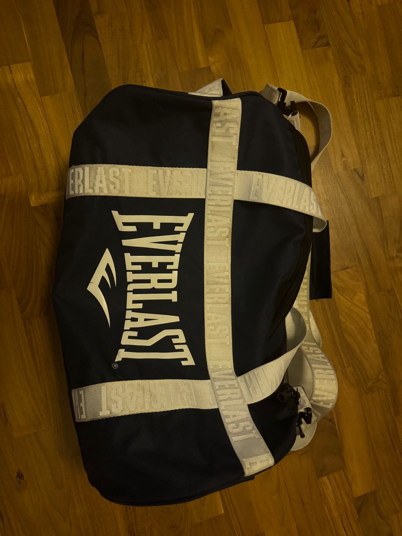 Everlast Duffle bag, Men's Fashion, Bags, Backpacks on Carousell