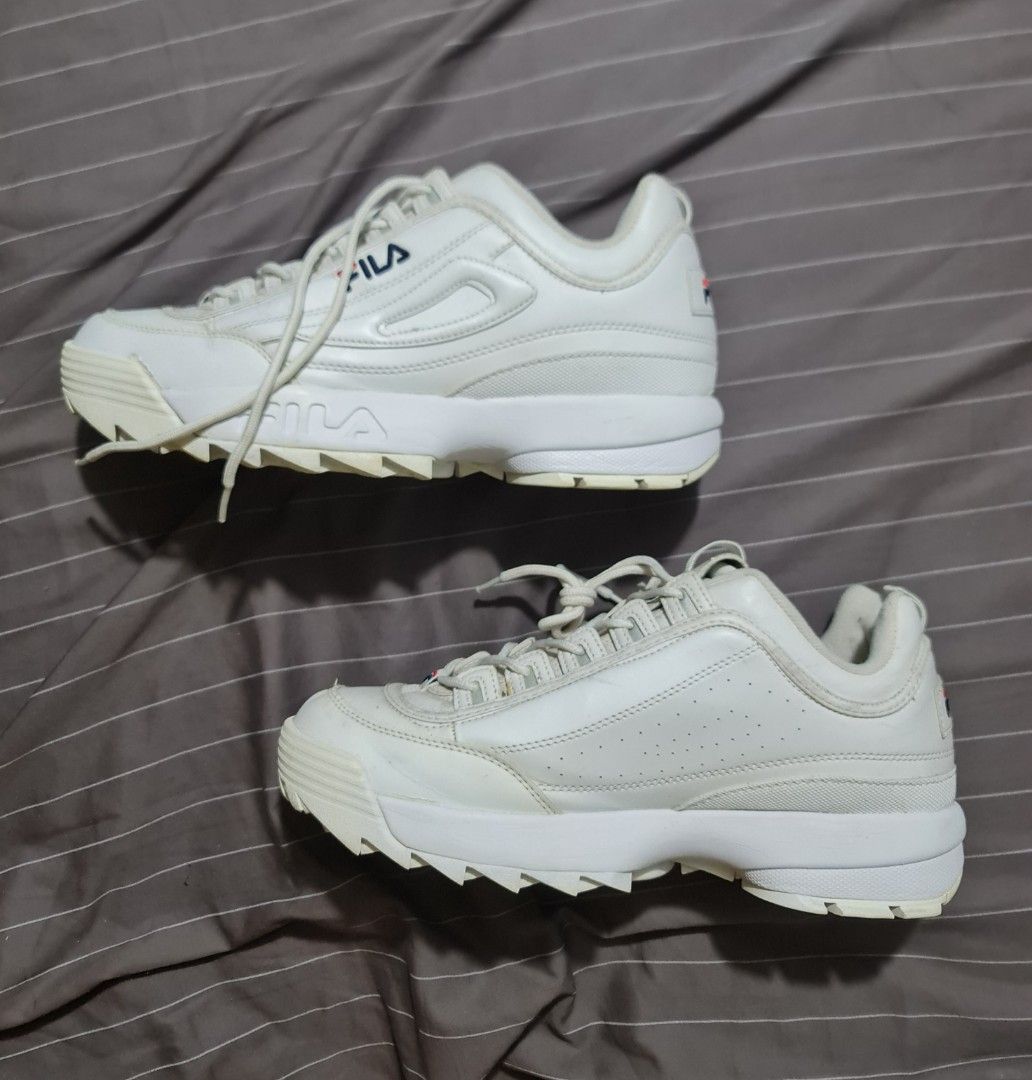 Triple white fila disruptor 2025