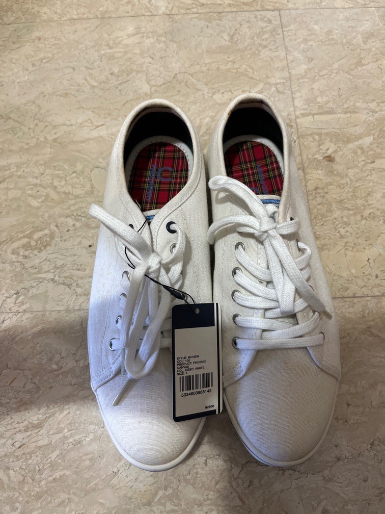 Fred perry white shoe Women s Fashion Footwear Sneakers on