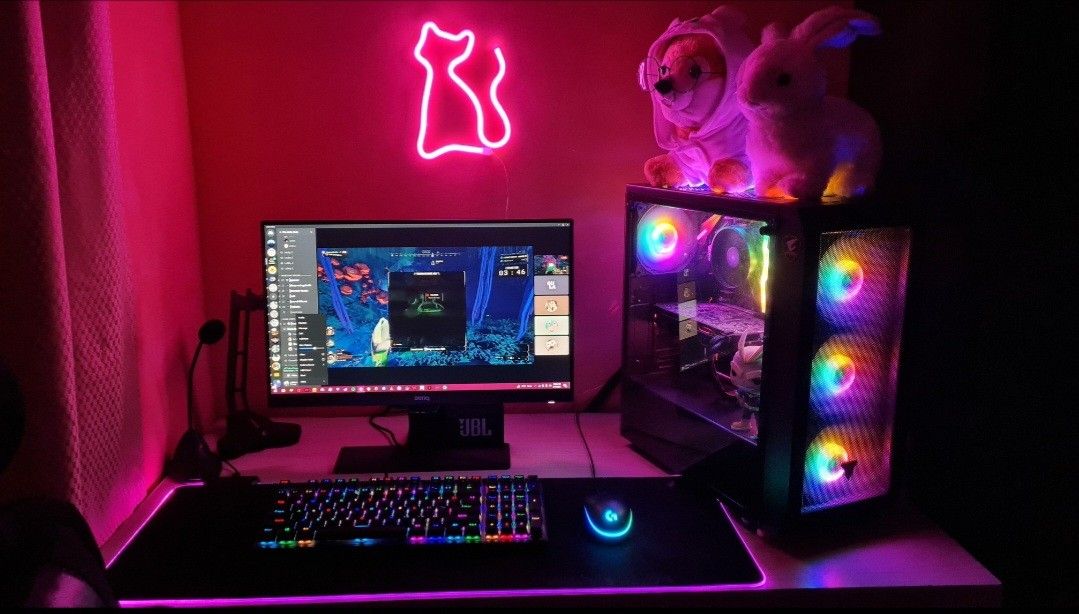 Gaming PC Ryzen 5 2600 RX 570 including peripherals