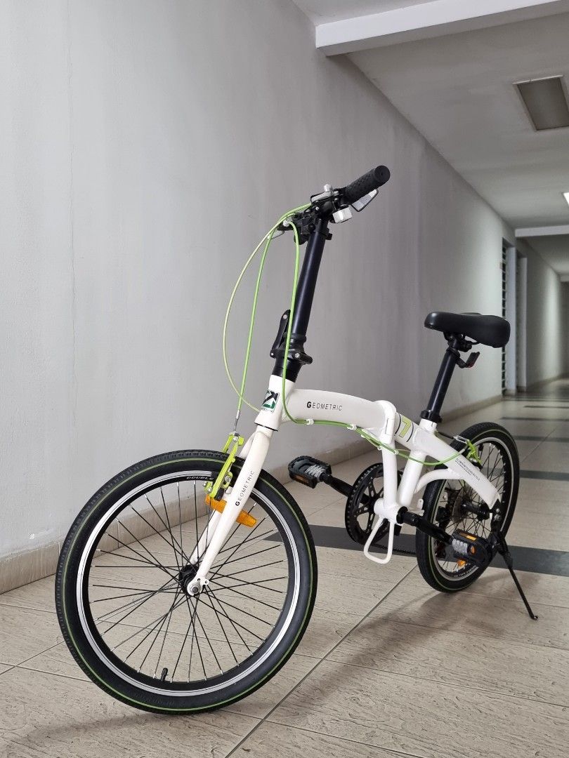 Geometric folding 2024 bike