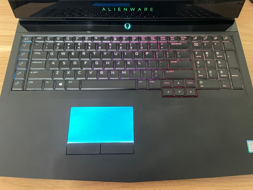Alienware 17 top r5 gtx 1070
