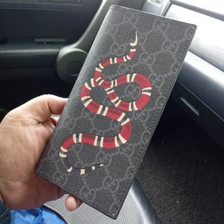 Gucci snake long wallet
