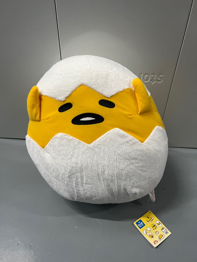 gudetama plushies