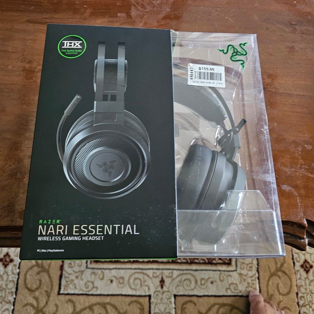 Razer nari essential best sale phone