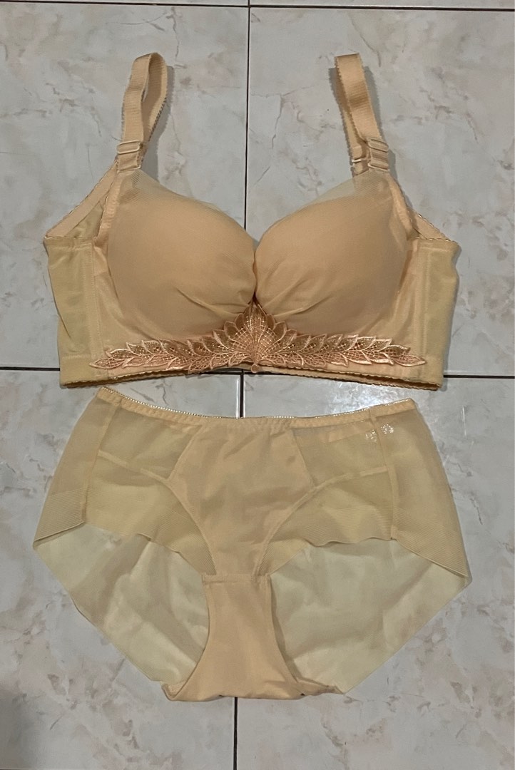 Silke bra store