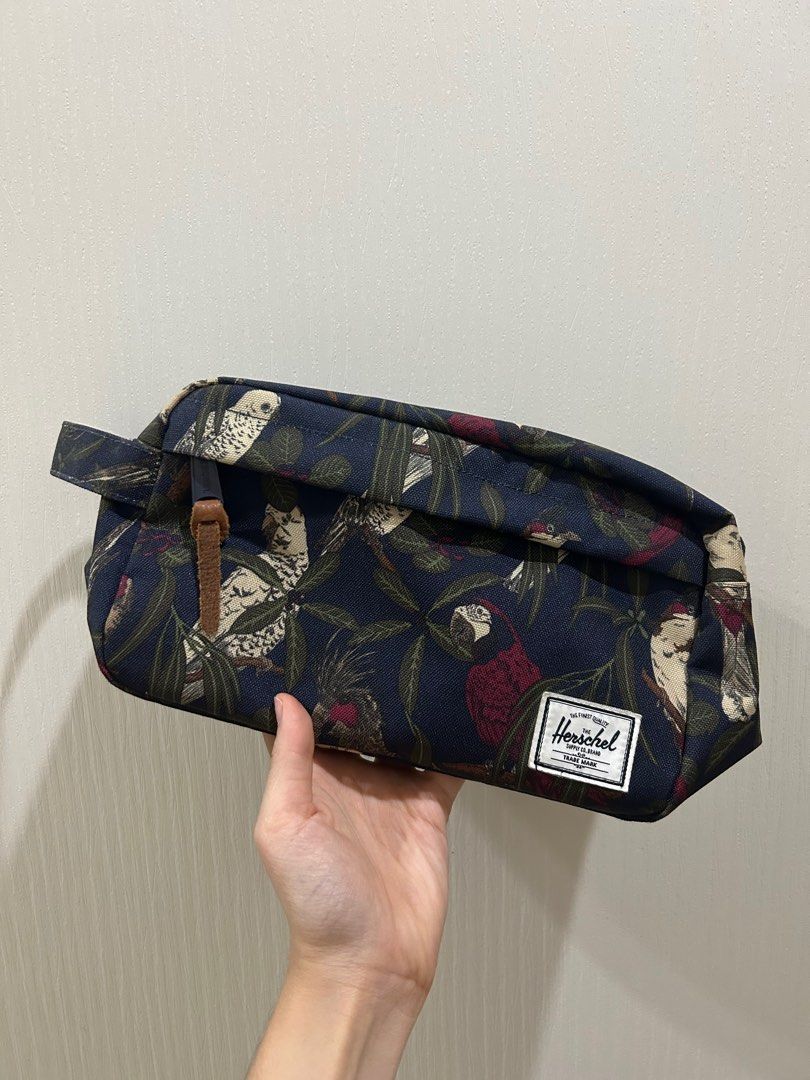 Herschel clutch sales