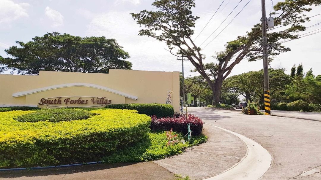JAJ FOR SALE 300 sqm Lot in South Forbes Villas, Cavite, Property, For Sale, Lot on Carousell