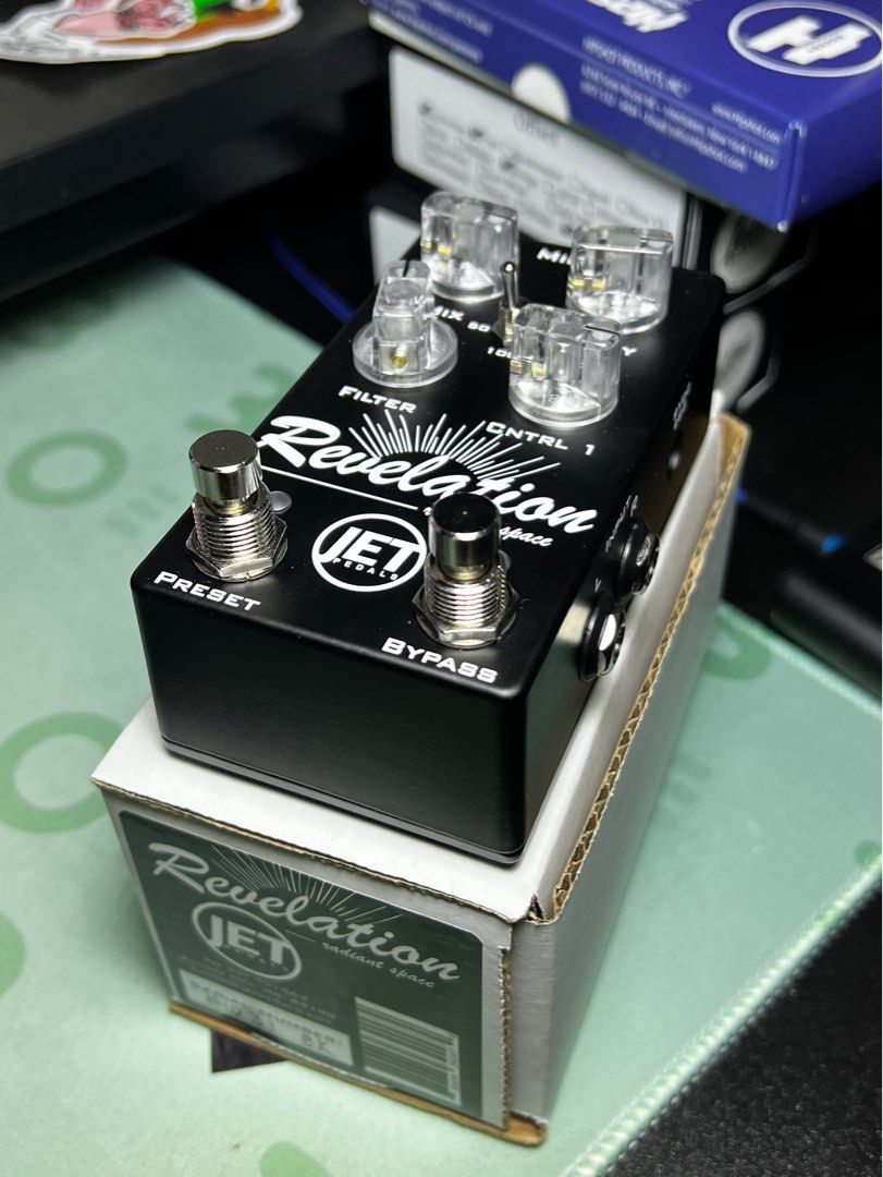 Jet Pedals New Revelation, Hobbies & Toys, Music & Media, Music