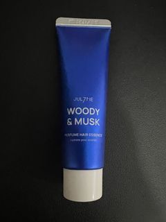 Julyme Woody & Musk Perfume Hair essence