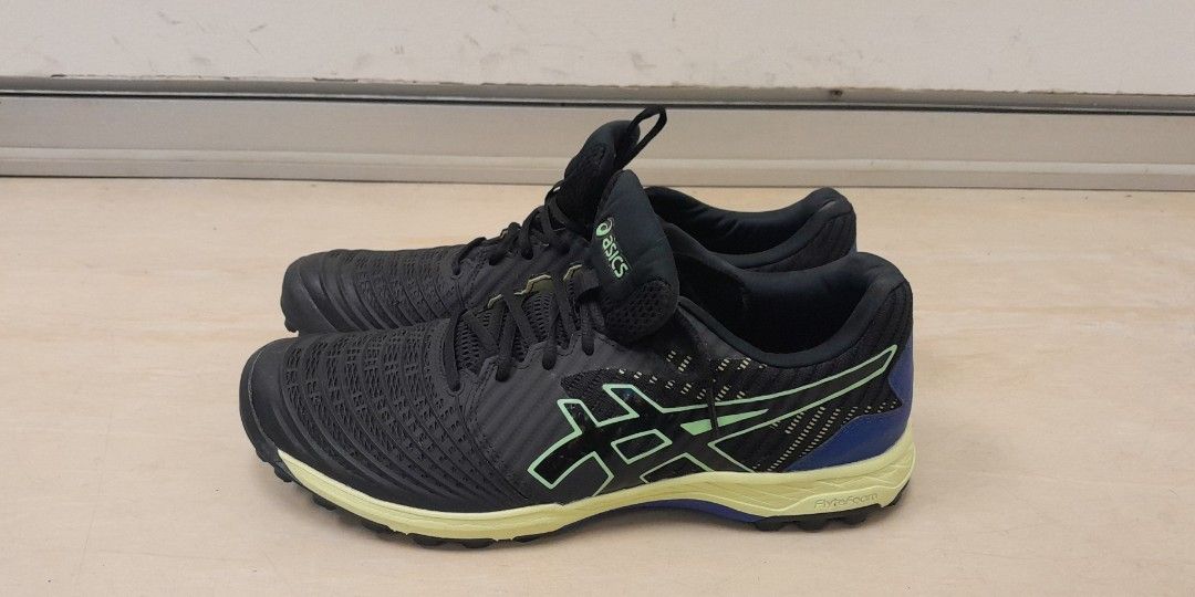 Black asics field sales hockey turf shoes
