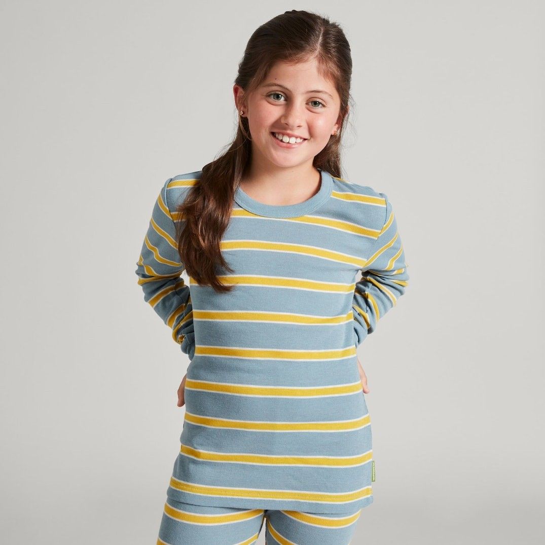 Kathmandu store thermal top