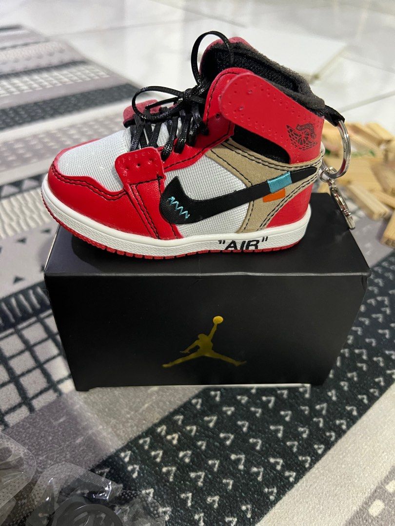 keychain kasut nike air jordan off white Hobbies Toys