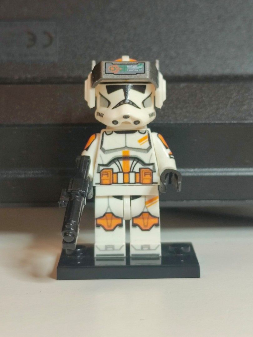 Lego Star Wars Custom Clone Trooper 2020 Custom 212th Comm Trooper read description