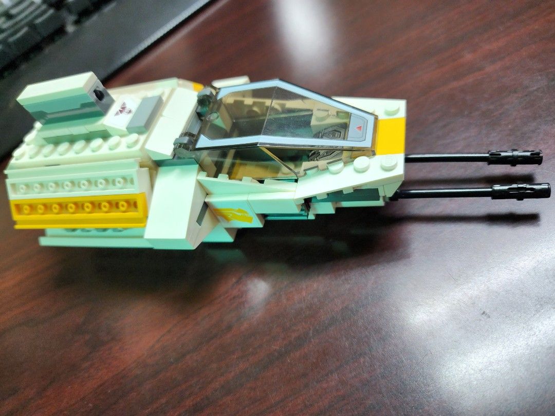 Lego Starwars 75048 Rebels The Phantom 1 (Category: Lego & Building Sets) located in Quezon City. Submitted by brickdaddy8 (Listing ID 1264151554, Image 1). Description: In good condition, Ship Only, rare retired set. No missing piece, Complete..