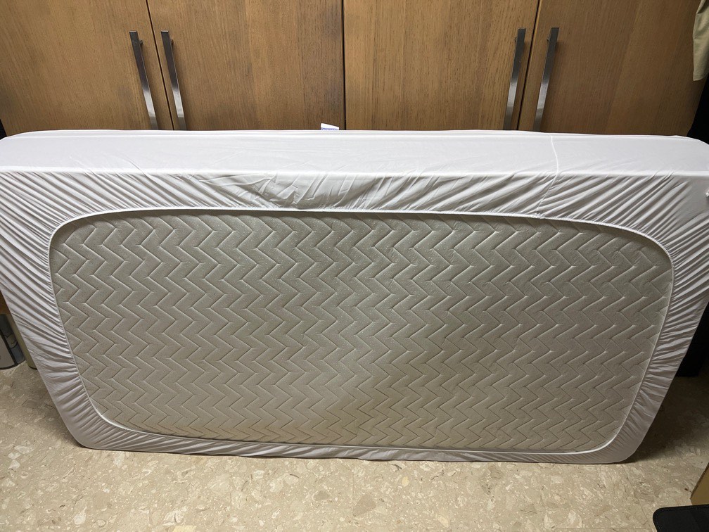 Like New King Koil Posture Saver Chrysler Pocket Spring Super Single