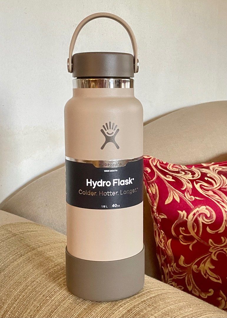 Hydro Flask 32 oz Wide Mouth with Boot - Limited Edition