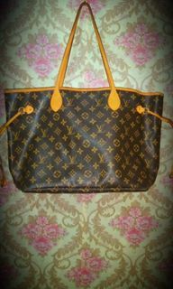 Louis Vuitton Red Monogram Canvas Neverfull Pouch MM QJBJYP5VRA013