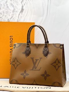 Shop Louis Vuitton MONOGRAM MACASSAR 2020 SS Clutch box (M20252