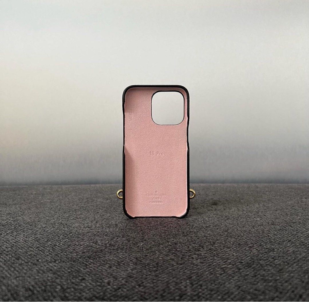 How about this pink LV case 😍 #phonecase #iphonecase #luxuryphonecase