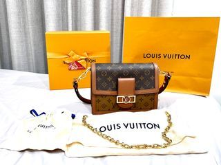 Louis Vuitton Porto Cles Neo LV Club Taigarama Key Ring M69324