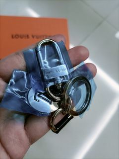 Louis Vuitton LOCKIT 2021-22FW Silver lockit pendant, sterling