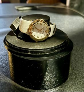 （分類：）位於 。 由 fortyxblck.7642 提交（商品編號 1264240138，圖片 1）。簡介： 。