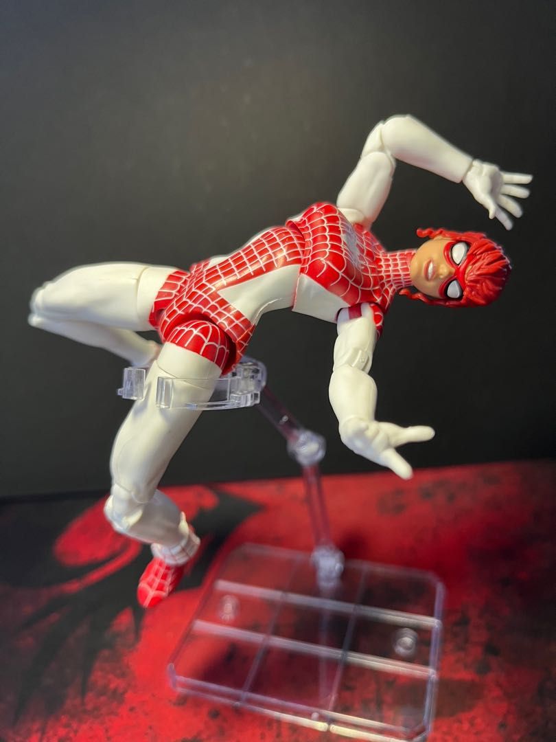 Marvel legends Spinneret (Category: Figurines & Statues) located in Quezon City. Submitted by jhonquel (Listing ID 1264191030, Image 2). Description: Spinneret. Very good joints, paint. No box and alt head. .