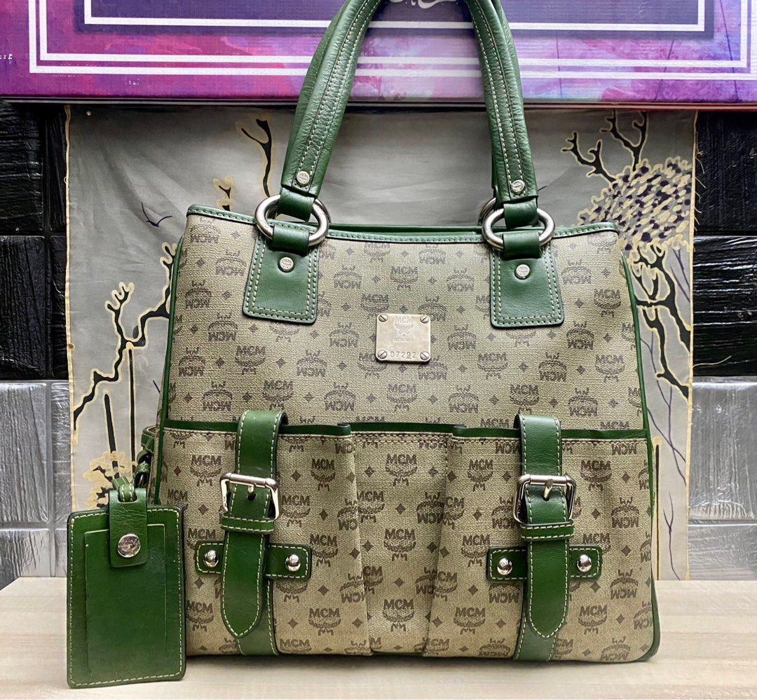 MCM vintage shoulder bag in green