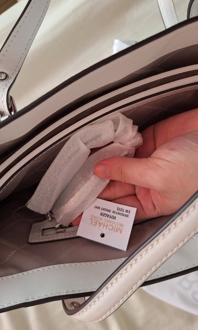 Michael Kors Voyager Medium Logo Tote Bag For Women (White, FS)