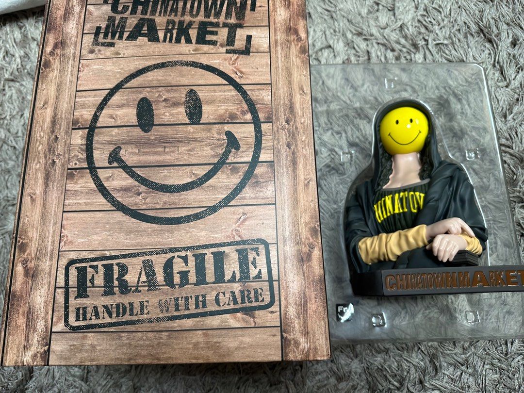 Mighty jaxx x China town market smiley Mona Lisa, 興趣及遊戲, 玩具