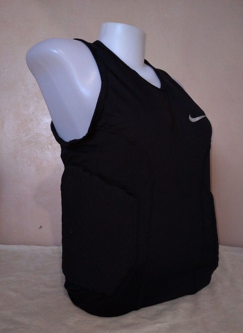 Missy's NIKE PRO DRI- FIT COMPRESSION BLACK LARGE L SLEEVELESS  SANDO  Combat Protector, Men's Fashion, Activewear on Carousell