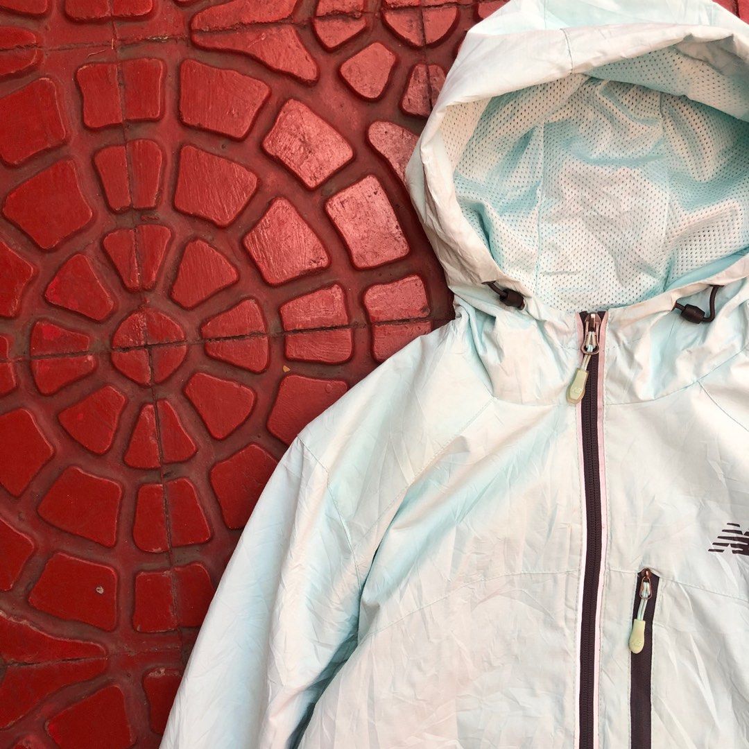 New balance 680 windbreaker hotsell