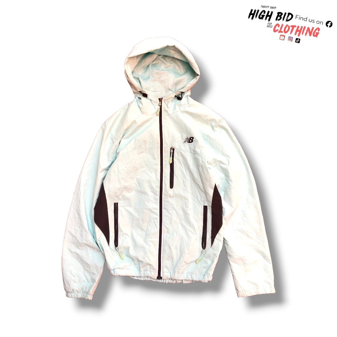 NEW BALANCE WINDBREAKER HOODIE JACKET LIGHT BLUE AND BLACK