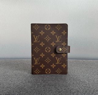 Shop Louis Vuitton Handbags (M23088) by LESSISMORE☆