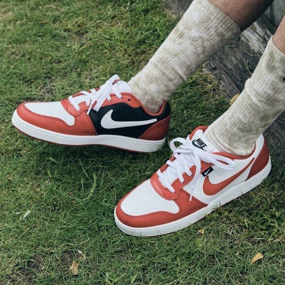 Nike ebernon low red store