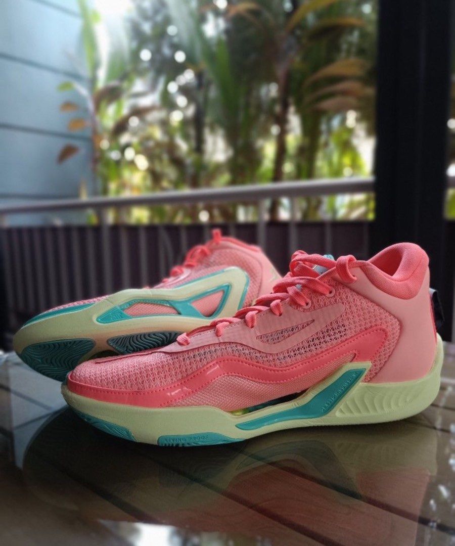Nike JT 1 Pink Lemonade US 9 Basketball Shoes, Men's Fashion, Footwear ...