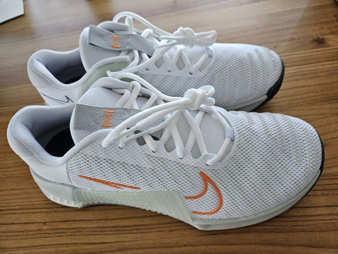 Nike Metcon 9 White Orange