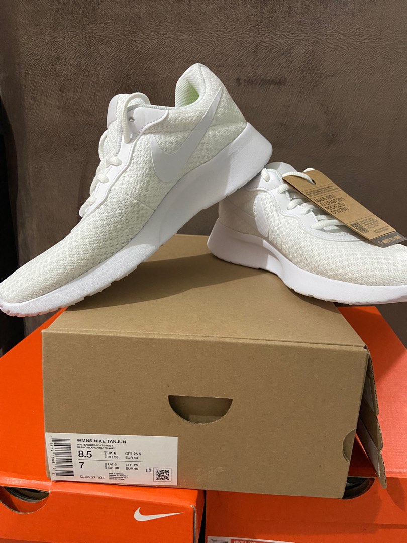 Nike tanjun outlet blanc