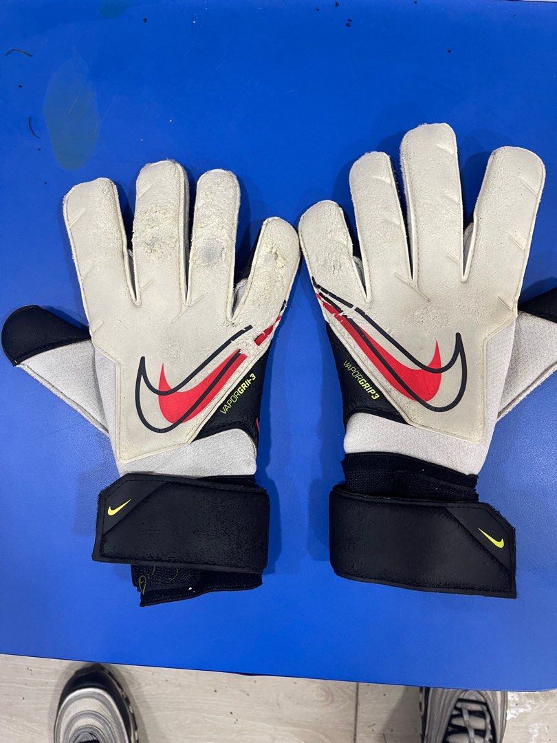 Nike Vapor Grip 3 Goalkeeper Gloves