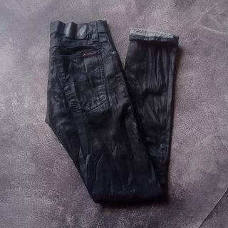 Nudie Jeans "N898 Tight Long Jhon"
Black Navy Chain Stitc