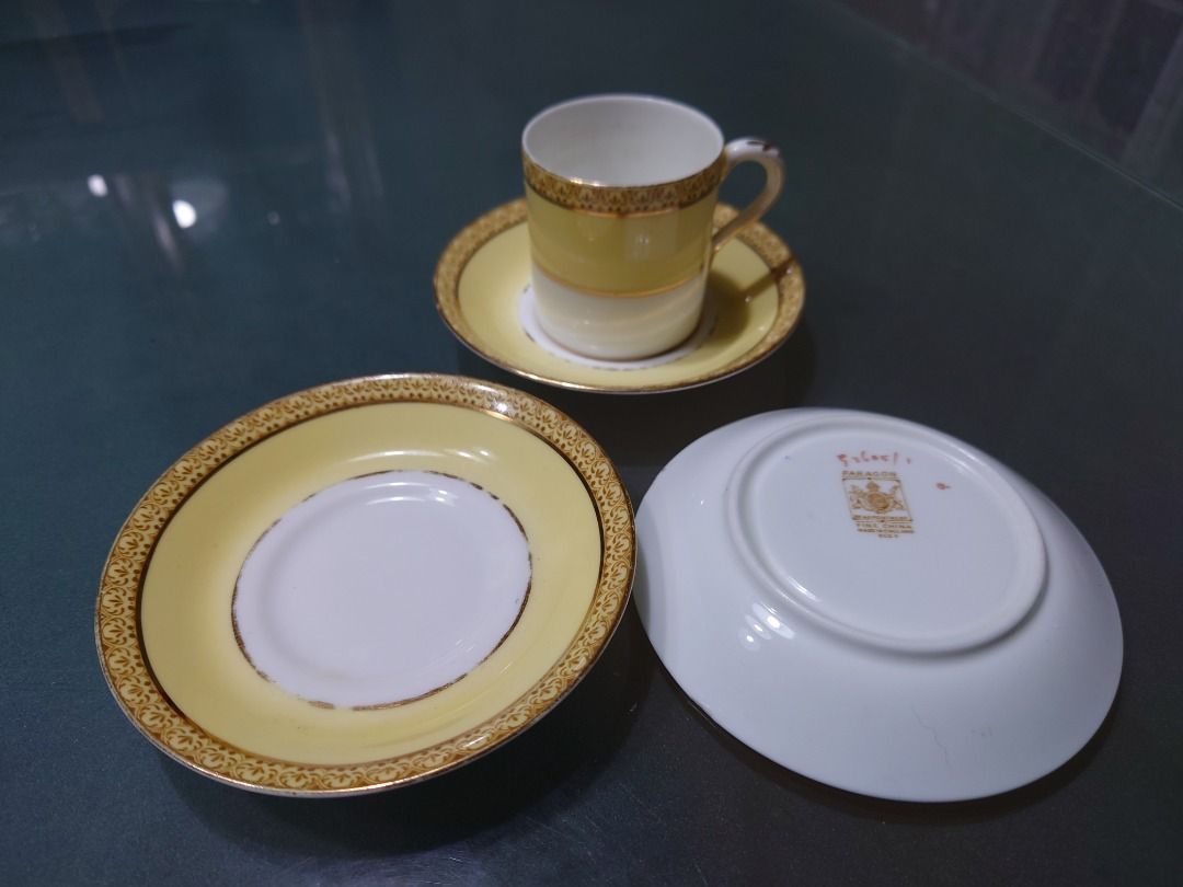 Paragon Vintage Espresso Set (Category: Coffee & Tea Tableware) located in Marikina City. Submitted by thumper.san (Listing ID 1264238046, Image 2). Description: Espresso Cup x 1 Saucer x 3 sold as is with no box.