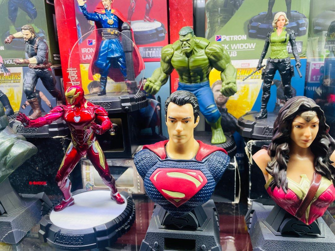 Petron marvel/dc set (Category: Action & Battle Toys) located in Makati City. Submitted by tomypom (Listing ID 1264112267, Image 2). Description: Authentic petron Marvel and Dc set All in for only 3,999 pesos Marvel comes with box Dc no box still in great condition. Marvel bnew. .
