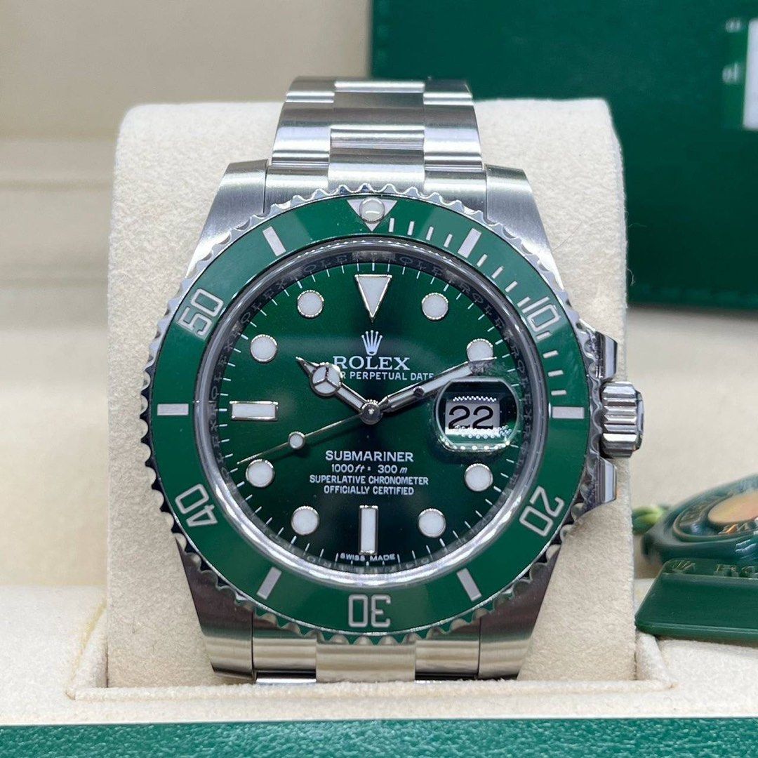 Rolex Submariner Date Hulk Oystersteel Men's Watch 116610LV - Green