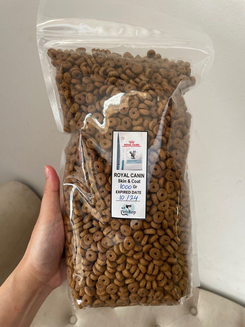 Royal Canin Vet Skin & Coat, Perlengkapan Hewan, Makanan Hewan di Carousell