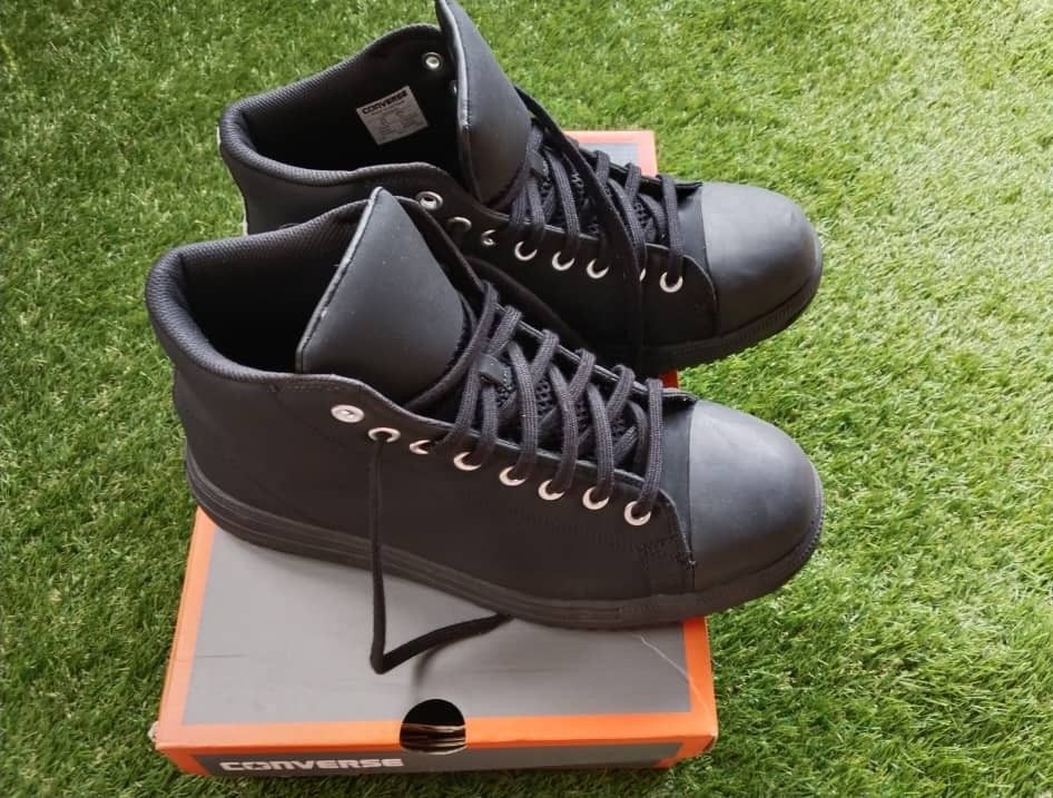 Converse style safety shoes hotsell