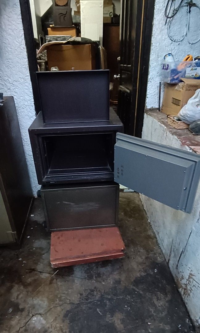 Safety Vault with Key and Number Combination, Fire Rated Brand Eagle