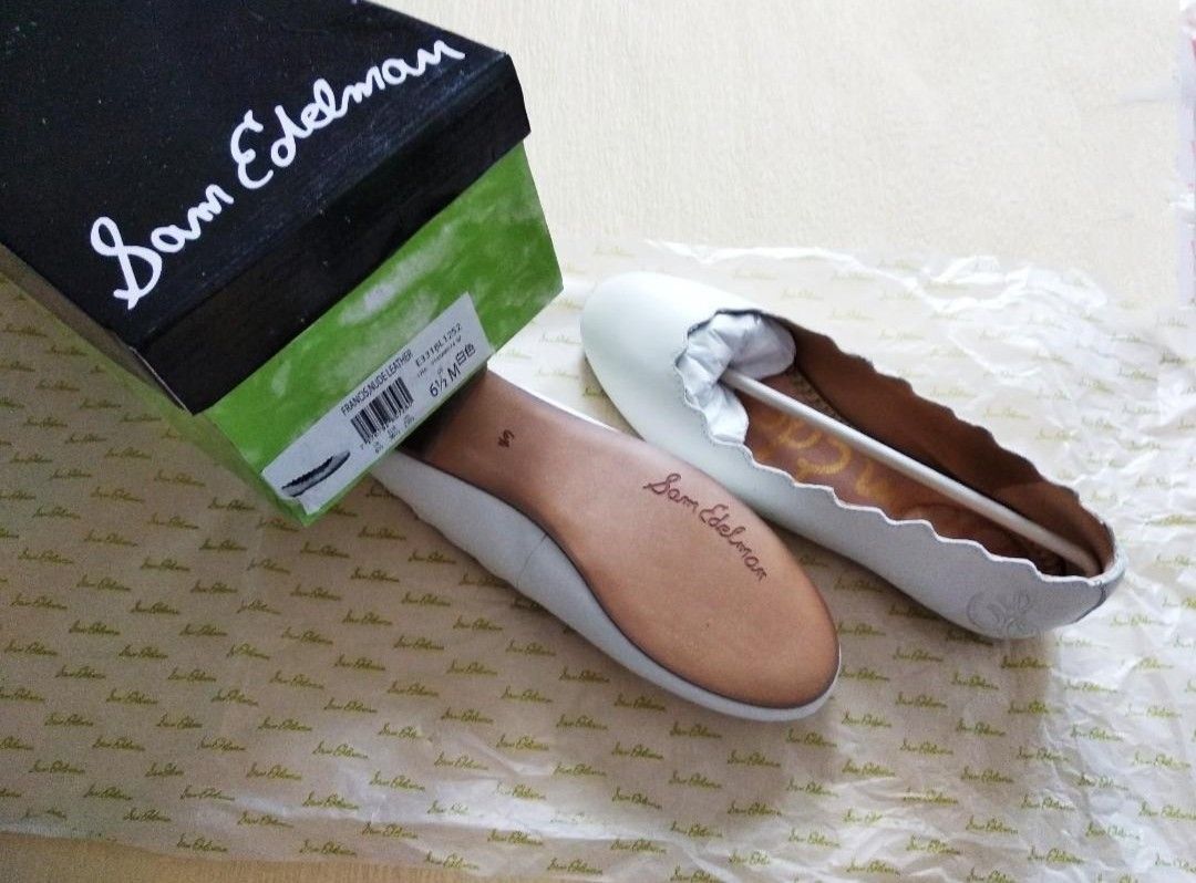 White sam clearance edelman flats